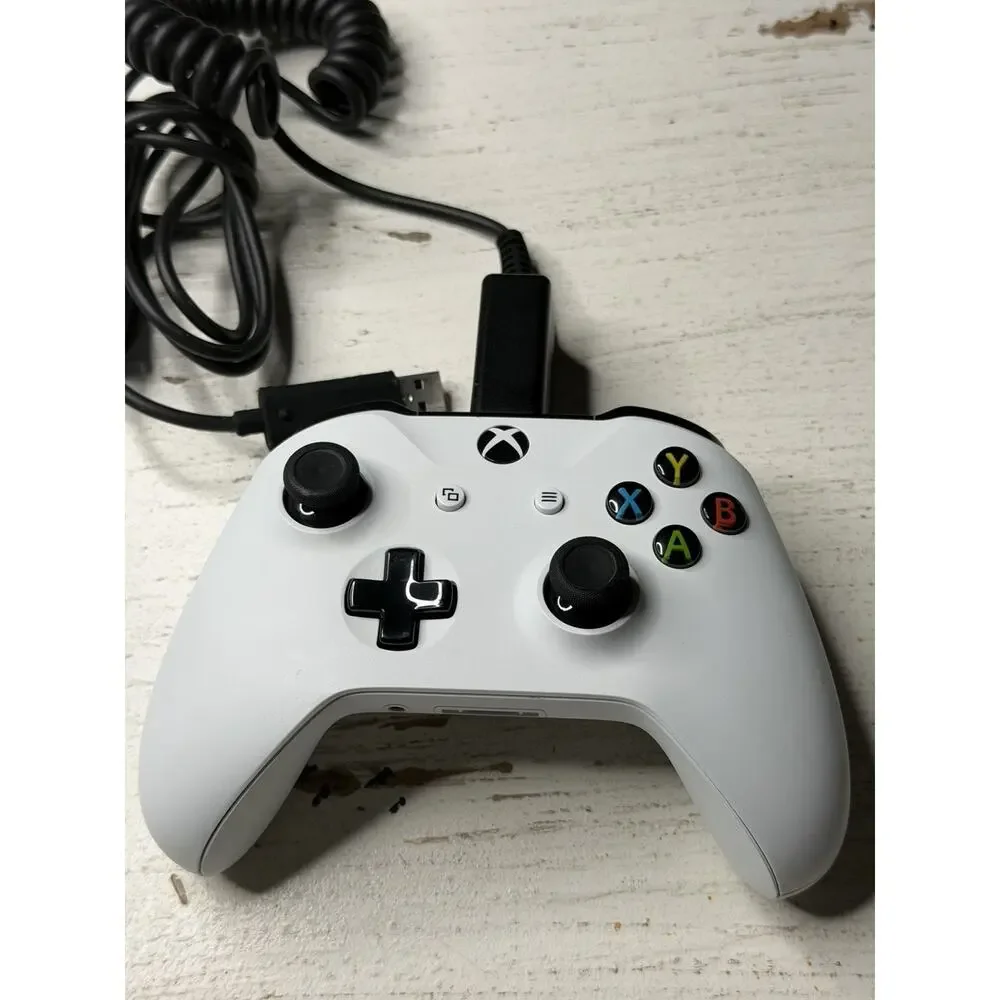 Xbox One White Kiosk Hard Wired Controller Tested ￼